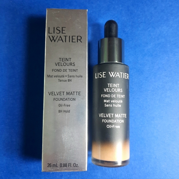 Lise Watier PORCELAINE Velvet Matte Foundation NIB - Picture 2 of 3